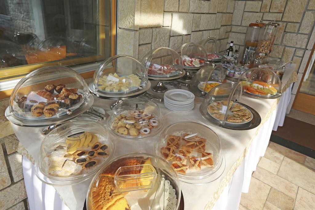 티날레 Torre Degli Ulivi B&B 외부 사진
