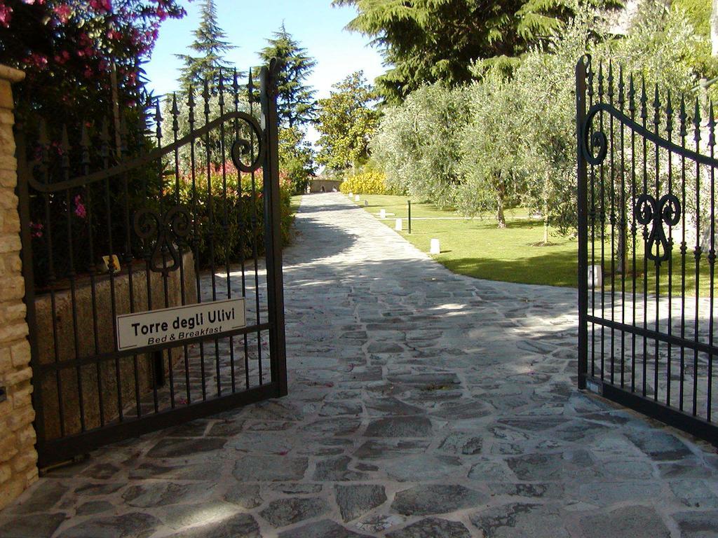 티날레 Torre Degli Ulivi B&B 외부 사진
