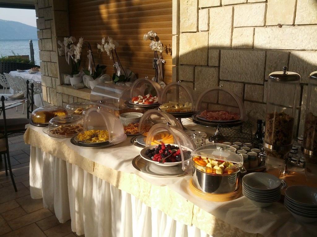 티날레 Torre Degli Ulivi B&B 외부 사진