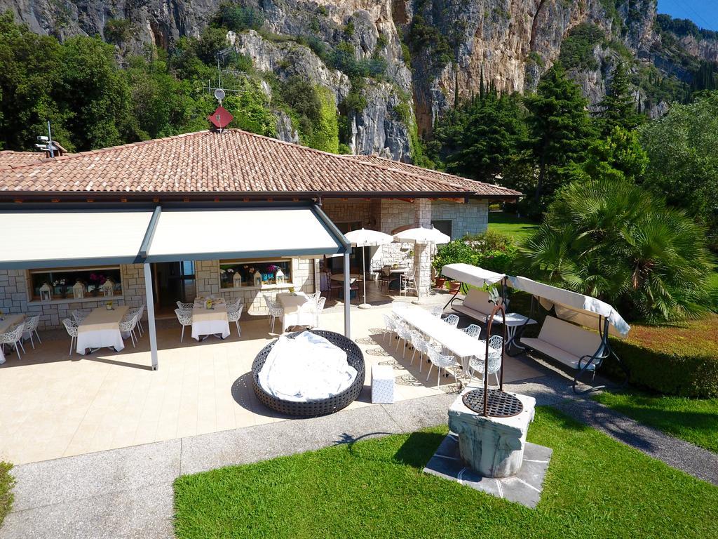 티날레 Torre Degli Ulivi B&B 외부 사진