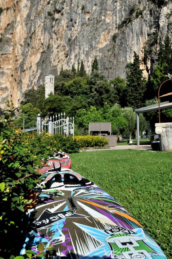 티날레 Torre Degli Ulivi B&B 외부 사진